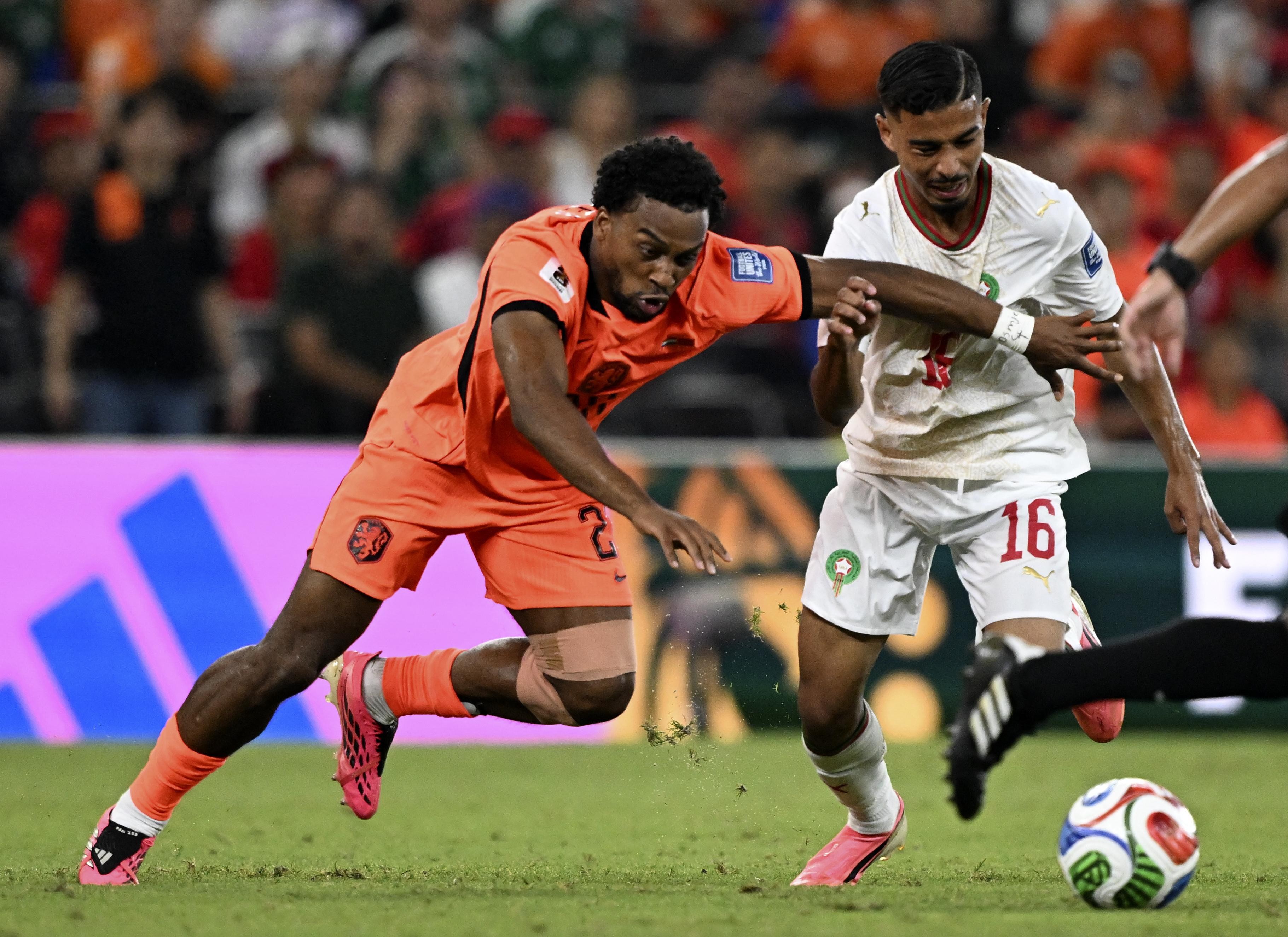 The initial predictions are reversing: Germany, the Netherlands, and Japan are all heading home! The World Cup "group of death" is on the verge of collapse.